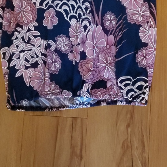 Floral Blouse - Picture 6 of 6